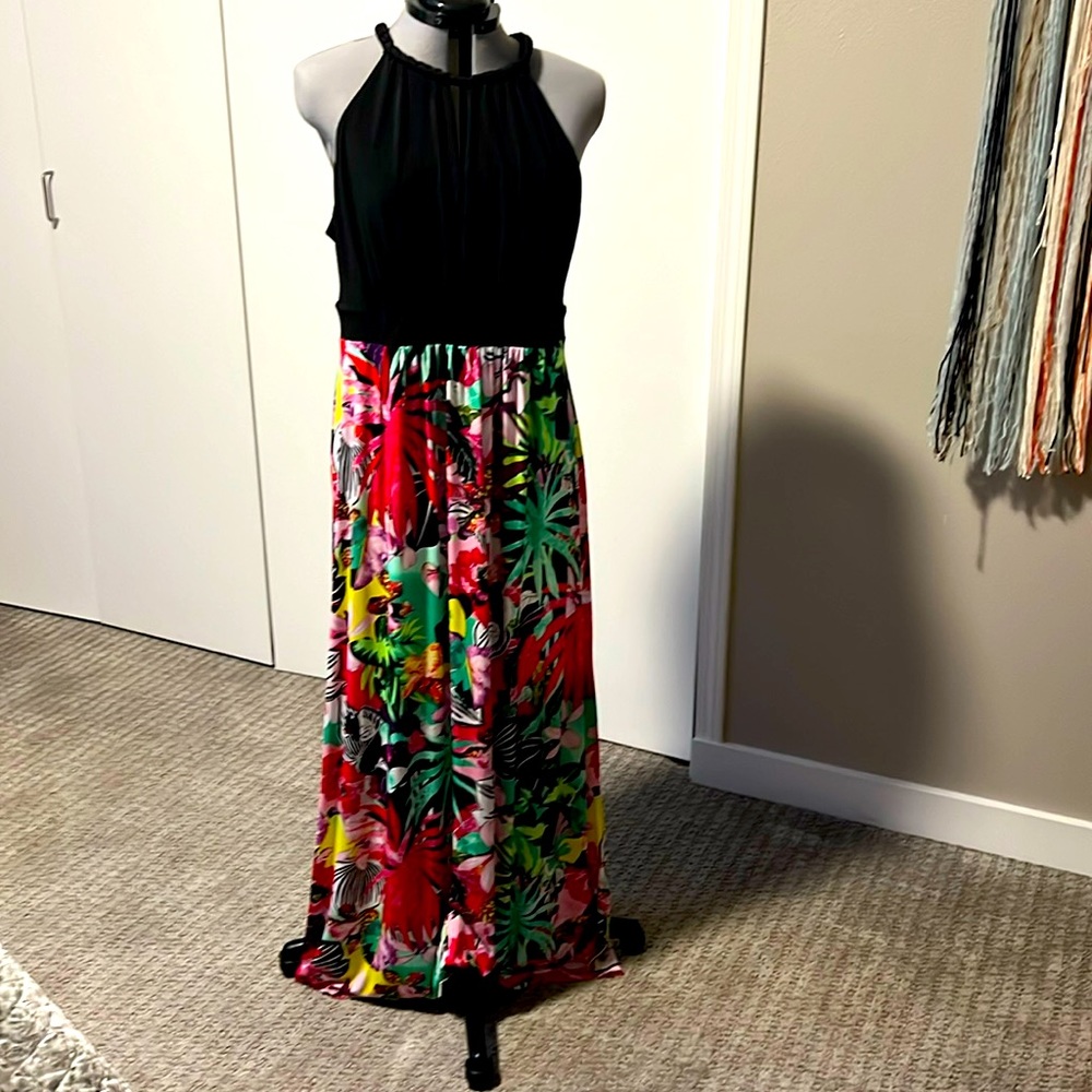 Stunning maxi dress